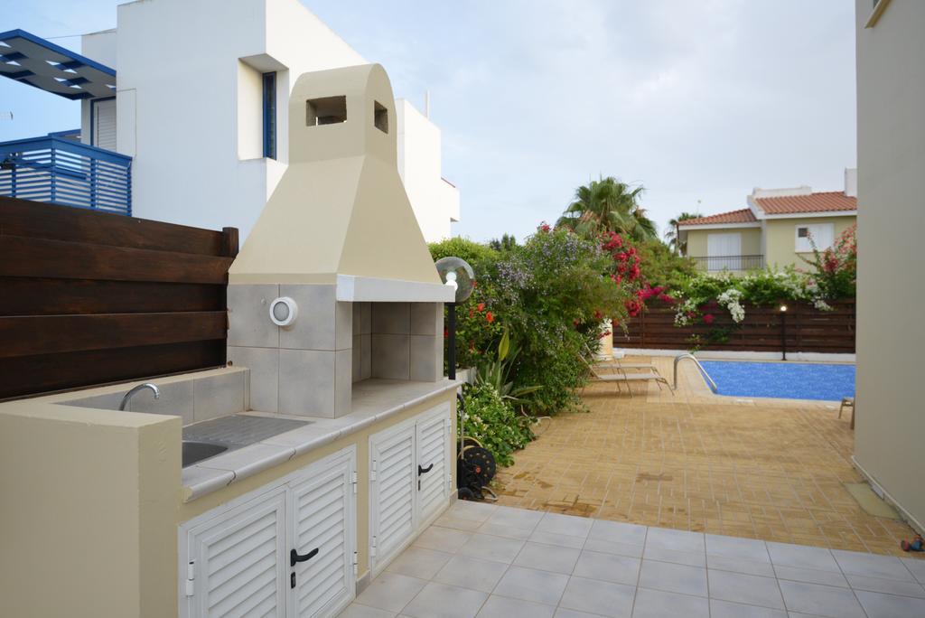 Poros 2 Villa Protaras Ruang foto